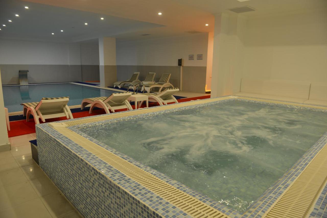 White Palace Hotel Yalova (Yalova) Ngoại thất bức ảnh