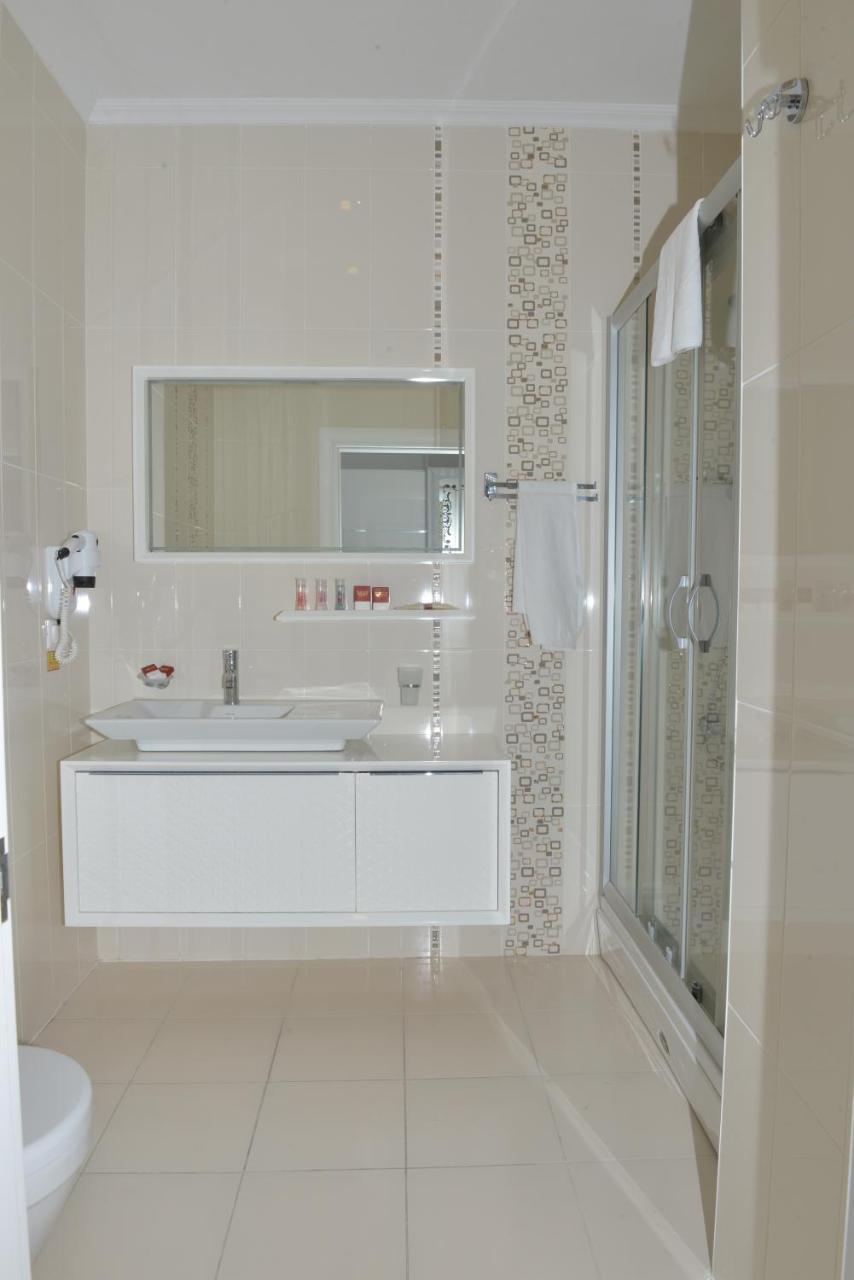 White Palace Hotel Yalova (Yalova) Ngoại thất bức ảnh